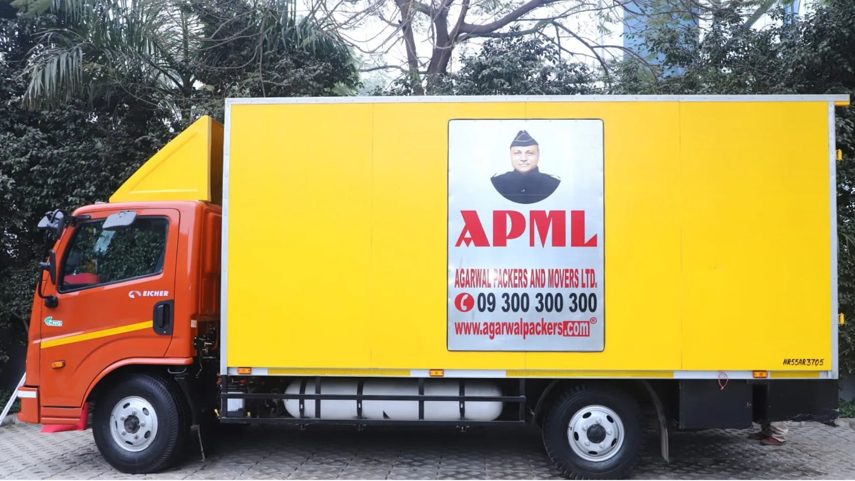 TRUCKING CUBE